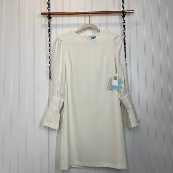 NWT CeCe Womens Optique White Velvet Petals Long Sleeve Mini Shift Dress Size XS - Picture 1 of 8